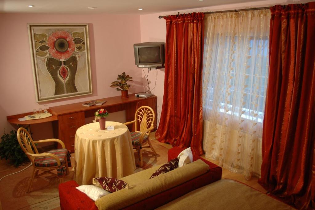 Country Club La Mesteceni Sebeş Kamer foto