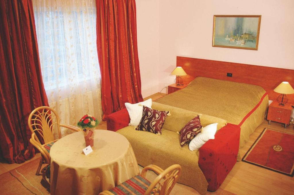 Country Club La Mesteceni Sebeş Buitenkant foto